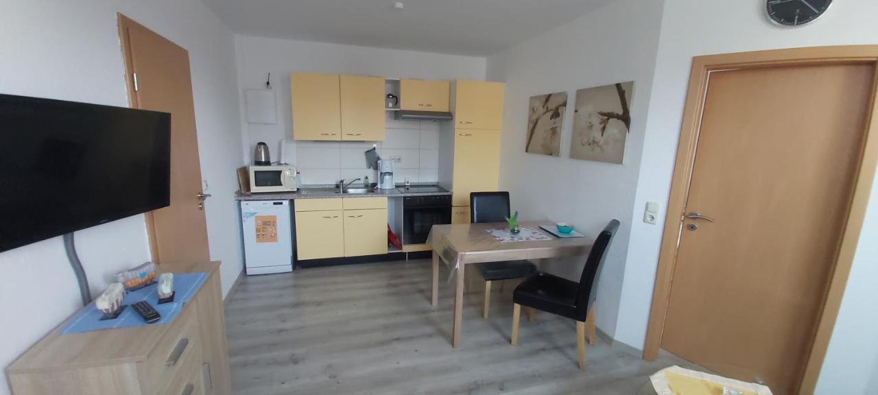 Ferienwohnung Stolz Варел Екстериор снимка